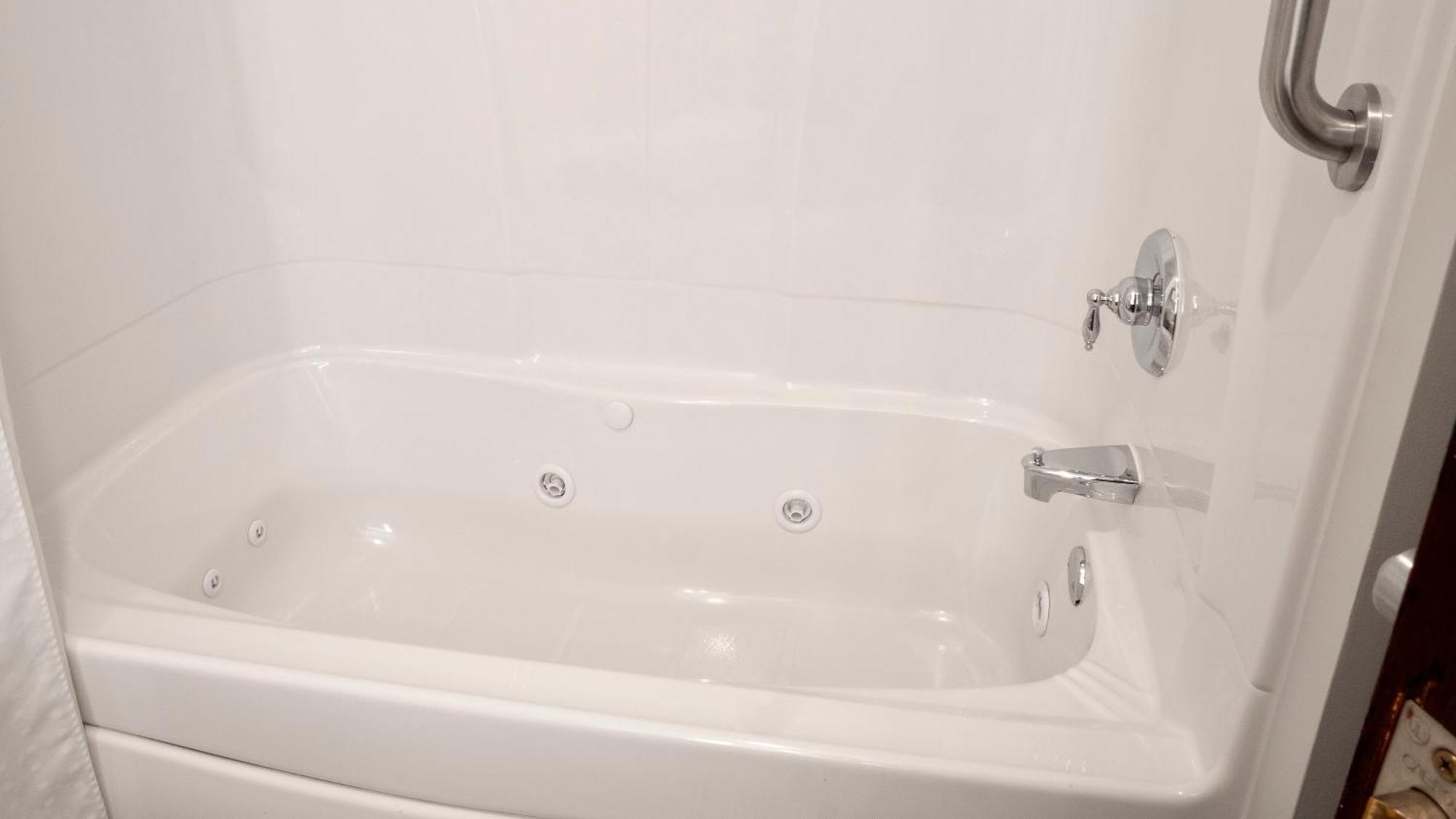 Holiday Inn Express Hotel & Suites Newton Sparta By Ihg Eksteriør billede