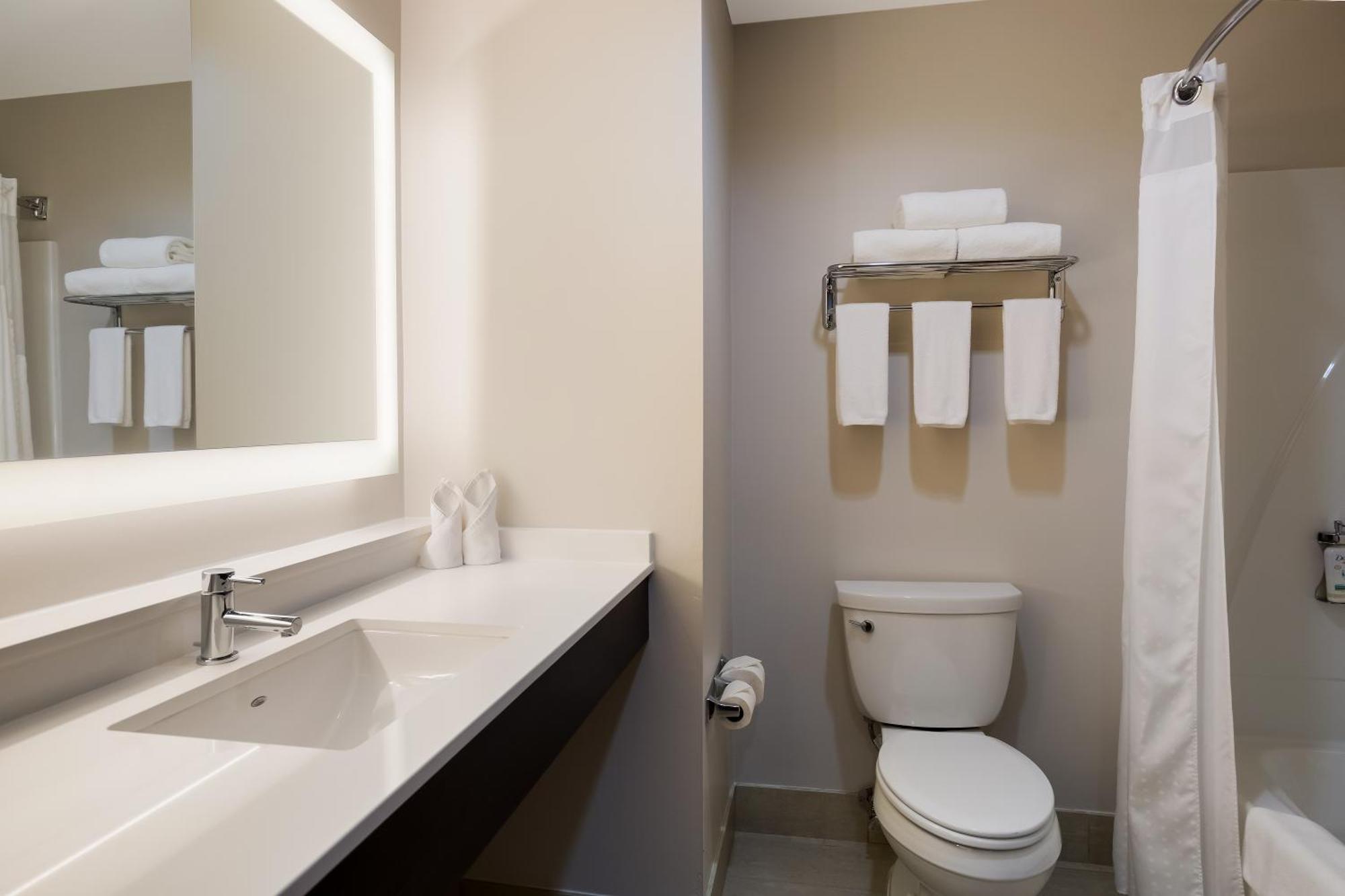 Holiday Inn Express Hotel & Suites Newton Sparta By Ihg Eksteriør billede