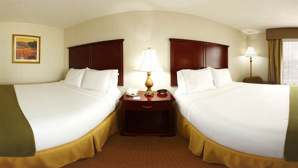 Holiday Inn Express Hotel & Suites Newton Sparta By Ihg Eksteriør billede